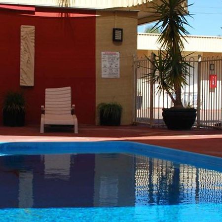 Desert Sand Motor Inn Broken Hill Exterior foto