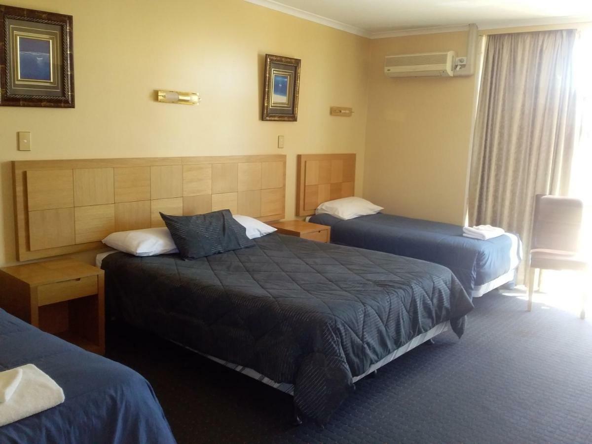 Desert Sand Motor Inn Broken Hill Exterior foto